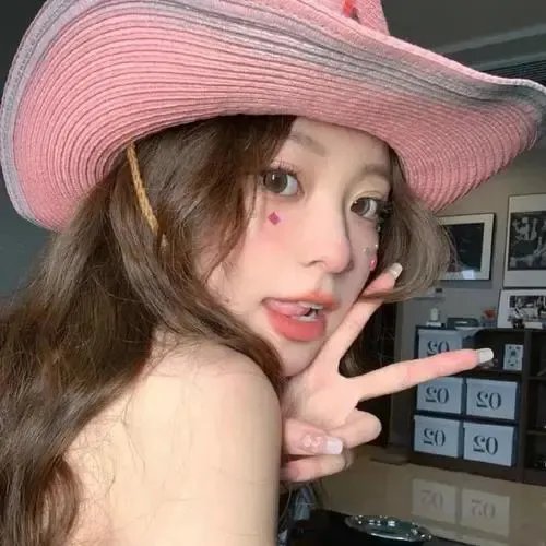 5个吓鬼的少年